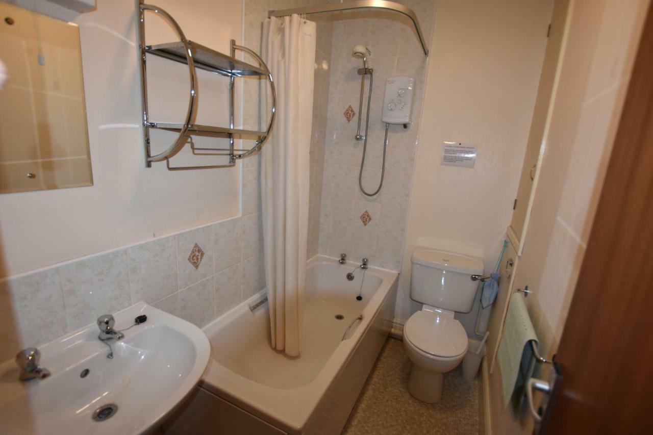 Brialene Holiday Flats Скарборо Экстерьер фото
